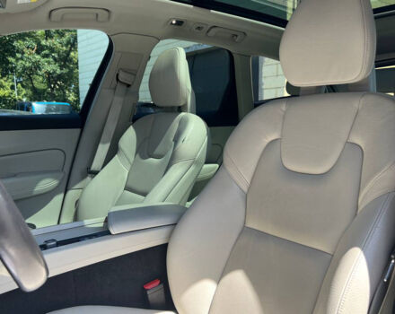 Синий Вольво ХС60, объемом двигателя 2 л и пробегом 202 тыс. км за 23900 $, фото 11 на Automoto.ua