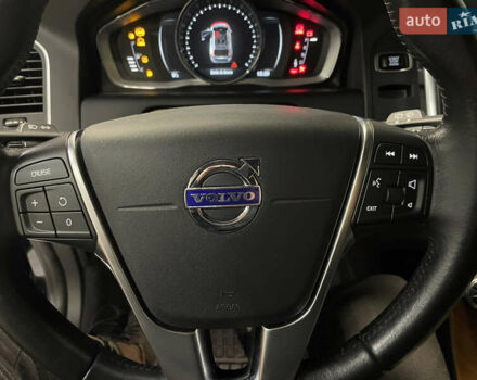 Синий Вольво ХС60, объемом двигателя 1.97 л и пробегом 145 тыс. км за 20000 $, фото 20 на Automoto.ua