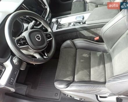 Синий Вольво ХС60, объемом двигателя 1.97 л и пробегом 82 тыс. км за 33000 $, фото 35 на Automoto.ua