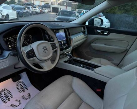 Синій Вольво ХС60, об'ємом двигуна 2 л та пробігом 205 тис. км за 18000 $, фото 4 на Automoto.ua