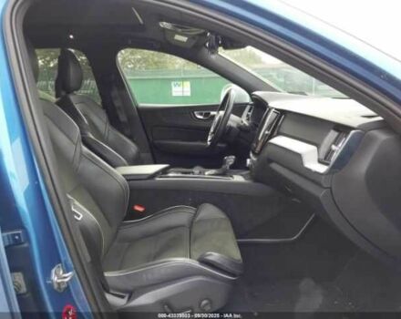 Синій Вольво ХС60, об'ємом двигуна 2 л та пробігом 68 тис. км за 7500 $, фото 4 на Automoto.ua