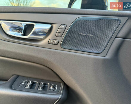 Синий Вольво ХС60, объемом двигателя 2 л и пробегом 110 тыс. км за 31500 $, фото 16 на Automoto.ua