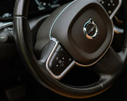 Синий Вольво ХС60, объемом двигателя 1.97 л и пробегом 64 тыс. км за 39000 $, фото 6 на Automoto.ua