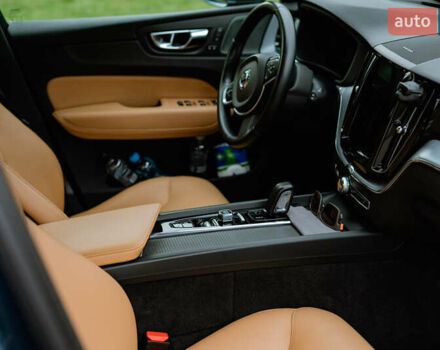 Синий Вольво ХС60, объемом двигателя 1.97 л и пробегом 64 тыс. км за 39000 $, фото 16 на Automoto.ua