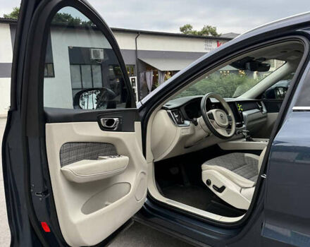 Синий Вольво ХС60, объемом двигателя 1.97 л и пробегом 229 тыс. км за 27700 $, фото 6 на Automoto.ua