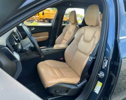 Синий Вольво ХС60, объемом двигателя 2 л и пробегом 38 тыс. км за 10800 $, фото 8 на Automoto.ua