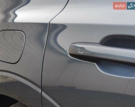 Синий Вольво ХС60, объемом двигателя 1.97 л и пробегом 77 тыс. км за 31900 $, фото 28 на Automoto.ua