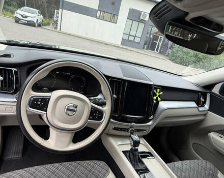 Синий Вольво ХС60, объемом двигателя 1.97 л и пробегом 229 тыс. км за 27700 $, фото 7 на Automoto.ua