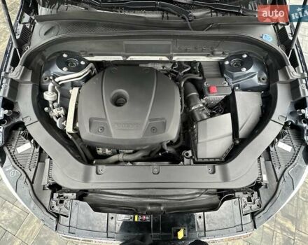 Синій Вольво ХС60, об'ємом двигуна 2 л та пробігом 192 тис. км за 28000 $, фото 34 на Automoto.ua