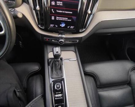 Синий Вольво ХС60, объемом двигателя 2 л и пробегом 47 тыс. км за 33999 $, фото 10 на Automoto.ua