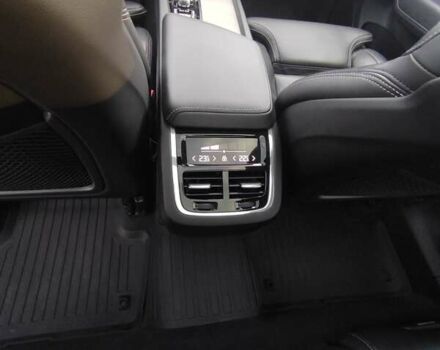 Синий Вольво ХС60, объемом двигателя 2 л и пробегом 47 тыс. км за 33999 $, фото 18 на Automoto.ua