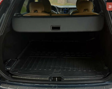 Синий Вольво ХС60, объемом двигателя 2 л и пробегом 49 тыс. км за 37000 $, фото 10 на Automoto.ua