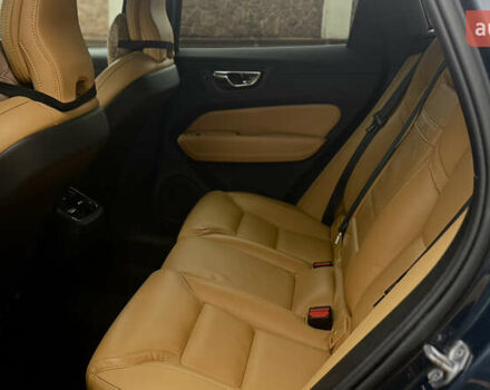 Синий Вольво ХС60, объемом двигателя 2 л и пробегом 49 тыс. км за 37000 $, фото 7 на Automoto.ua