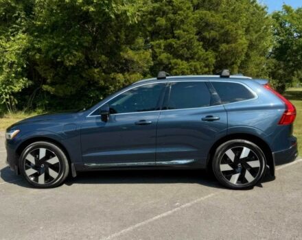 Вольво ХС60 2023 в Киеве на Automoto.ua Синий Вольво ХС60, объемом двигателя 0 л и пробегом 28 тыс. км за 30600 $, фото 3 на Automoto.ua