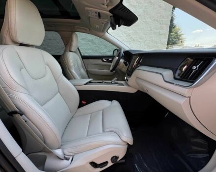 Вольво ХС60 2023 в Киеве на Automoto.ua Синий Вольво ХС60, объемом двигателя 0 л и пробегом 28 тыс. км за 30600 $, фото 8 на Automoto.ua