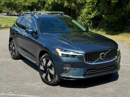 Вольво ХС60 2023 в Киеве на Automoto.ua Синий Вольво ХС60, объемом двигателя 0 л и пробегом 28 тыс. км за 30600 $, фото 1 на Automoto.ua