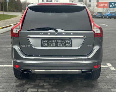 Зелений Вольво ХС60, об'ємом двигуна 2 л та пробігом 228 тис. км за 13999 $, фото 3 на Automoto.ua