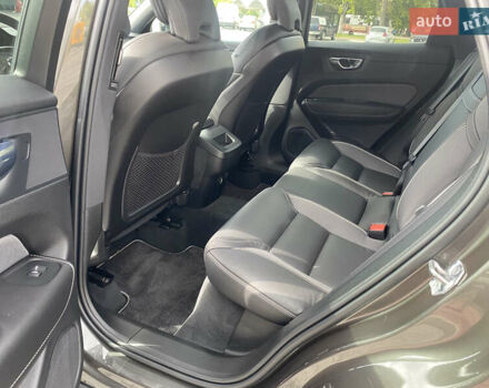 Зеленый Вольво ХС60, объемом двигателя 2 л и пробегом 283 тыс. км за 28888 $, фото 87 на Automoto.ua