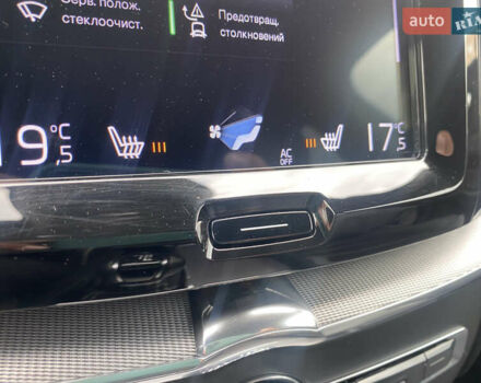 Зеленый Вольво ХС60, объемом двигателя 2 л и пробегом 283 тыс. км за 28888 $, фото 63 на Automoto.ua