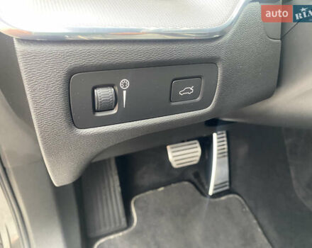 Зеленый Вольво ХС60, объемом двигателя 2 л и пробегом 283 тыс. км за 28888 $, фото 81 на Automoto.ua