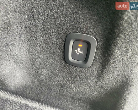 Зеленый Вольво ХС60, объемом двигателя 2 л и пробегом 283 тыс. км за 28888 $, фото 70 на Automoto.ua