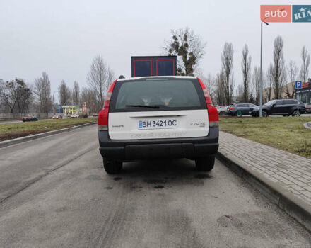 Белый Вольво ХС70, объемом двигателя 2.44 л и пробегом 3 тыс. км за 5000 $, фото 4 на Automoto.ua
