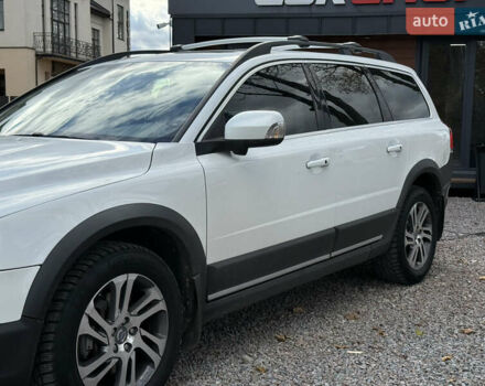 Белый Вольво ХС70, объемом двигателя 3 л и пробегом 227 тыс. км за 16500 $, фото 3 на Automoto.ua