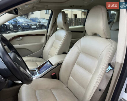 Белый Вольво ХС70, объемом двигателя 3 л и пробегом 227 тыс. км за 16500 $, фото 39 на Automoto.ua