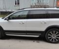 Белый Вольво ХС70, объемом двигателя 2.4 л и пробегом 385 тыс. км за 18500 $, фото 4 на Automoto.ua