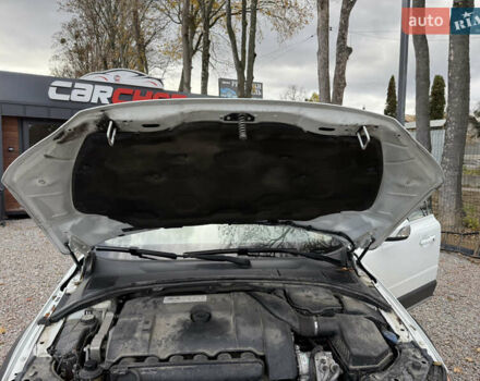 Белый Вольво ХС70, объемом двигателя 3 л и пробегом 227 тыс. км за 16500 $, фото 32 на Automoto.ua