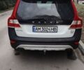 Белый Вольво ХС70, объемом двигателя 2.4 л и пробегом 385 тыс. км за 18500 $, фото 2 на Automoto.ua
