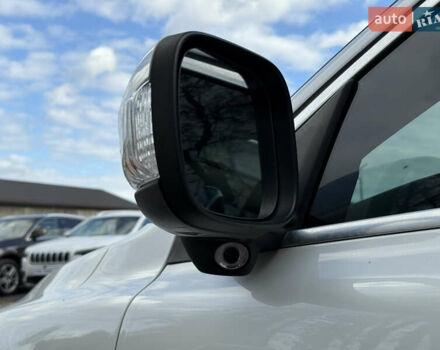 Белый Вольво ХС70, объемом двигателя 3 л и пробегом 227 тыс. км за 16500 $, фото 7 на Automoto.ua