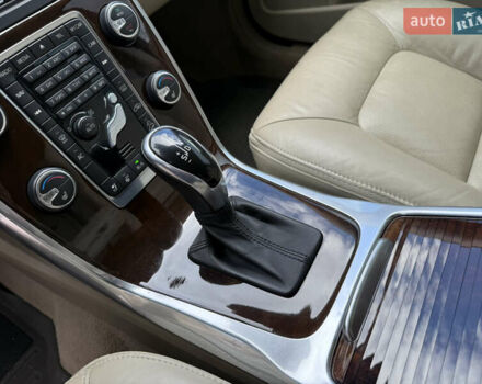 Белый Вольво ХС70, объемом двигателя 3 л и пробегом 227 тыс. км за 16500 $, фото 46 на Automoto.ua