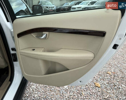 Белый Вольво ХС70, объемом двигателя 3 л и пробегом 227 тыс. км за 16500 $, фото 61 на Automoto.ua