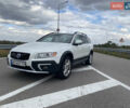 Білий Вольво ХС70, об'ємом двигуна 2 л та пробігом 160 тис. км за 17800 $, фото 1 на Automoto.ua