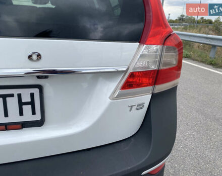 Білий Вольво ХС70, об'ємом двигуна 2 л та пробігом 160 тис. км за 17800 $, фото 11 на Automoto.ua