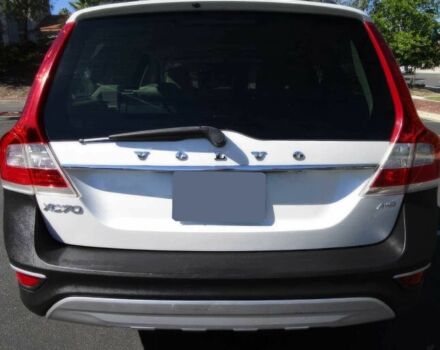 Белый Вольво ХС70, объемом двигателя 3.2 л и пробегом 74 тыс. км за 7350 $, фото 6 на Automoto.ua