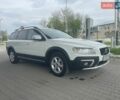 Белый Вольво ХС70, объемом двигателя 2.4 л и пробегом 265 тыс. км за 15100 $, фото 1 на Automoto.ua