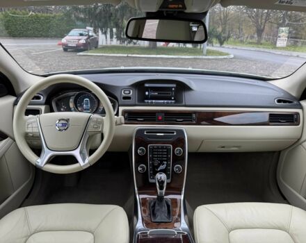 Белый Вольво ХС70, объемом двигателя 2 л и пробегом 135 тыс. км за 15999 $, фото 18 на Automoto.ua