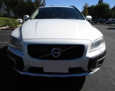Белый Вольво ХС70, объемом двигателя 3.2 л и пробегом 74 тыс. км за 7350 $, фото 1 на Automoto.ua