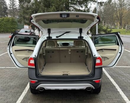 Белый Вольво ХС70, объемом двигателя 2 л и пробегом 135 тыс. км за 15999 $, фото 16 на Automoto.ua