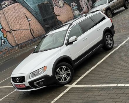 Белый Вольво ХС70, объемом двигателя 2 л и пробегом 135 тыс. км за 15999 $, фото 2 на Automoto.ua