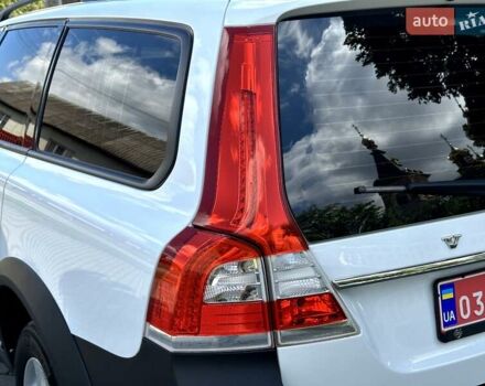 Білий Вольво ХС70, об'ємом двигуна 2.4 л та пробігом 289 тис. км за 18200 $, фото 45 на Automoto.ua