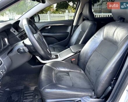 Білий Вольво ХС70, об'ємом двигуна 2.4 л та пробігом 289 тис. км за 18200 $, фото 61 на Automoto.ua