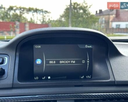 Білий Вольво ХС70, об'ємом двигуна 2.4 л та пробігом 289 тис. км за 18200 $, фото 69 на Automoto.ua