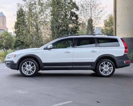 Білий Вольво ХС70, об'ємом двигуна 2.5 л та пробігом 76 тис. км за 9000 $, фото 2 на Automoto.ua