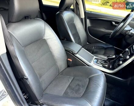 Білий Вольво ХС70, об'ємом двигуна 2.4 л та пробігом 289 тис. км за 18200 $, фото 97 на Automoto.ua