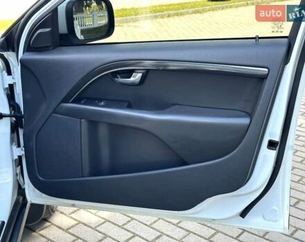 Білий Вольво ХС70, об'ємом двигуна 2.4 л та пробігом 289 тис. км за 18200 $, фото 96 на Automoto.ua