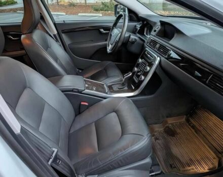 Білий Вольво ХС70, об'ємом двигуна 2.5 л та пробігом 76 тис. км за 9000 $, фото 7 на Automoto.ua