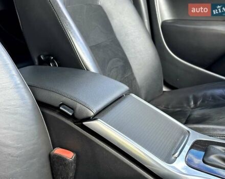 Білий Вольво ХС70, об'ємом двигуна 2.4 л та пробігом 289 тис. км за 18200 $, фото 105 на Automoto.ua